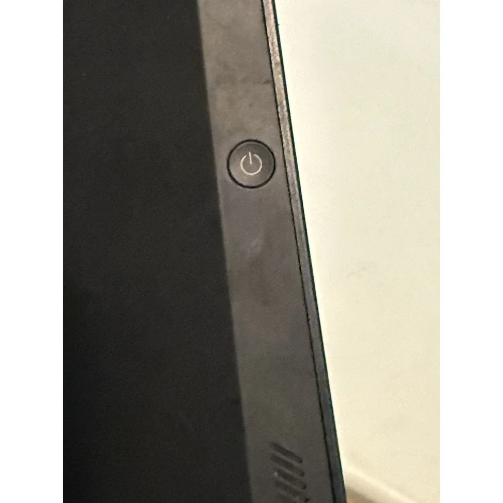 Amazon Kindle Fire OS , no Power , Selling Asis For Parts